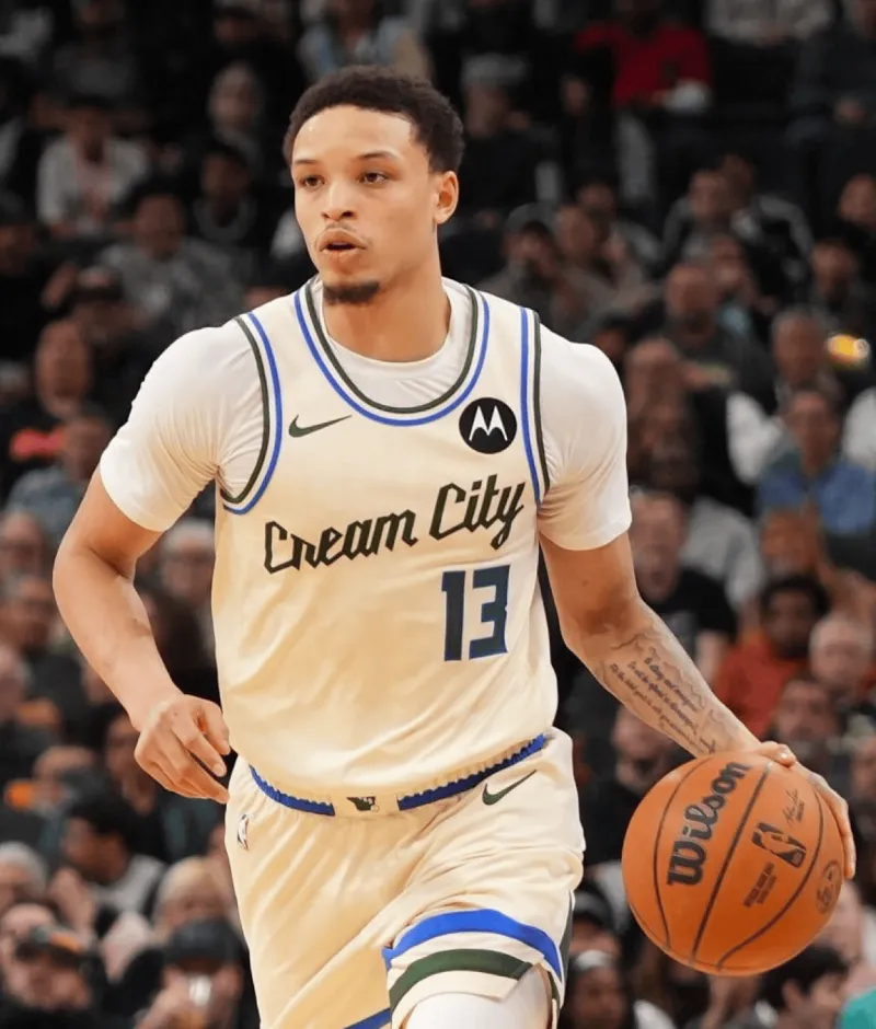 Scotto：灰熊交易莫兰特的谈判，向雄鹿索要一个首轮&amp;amp;罗林斯